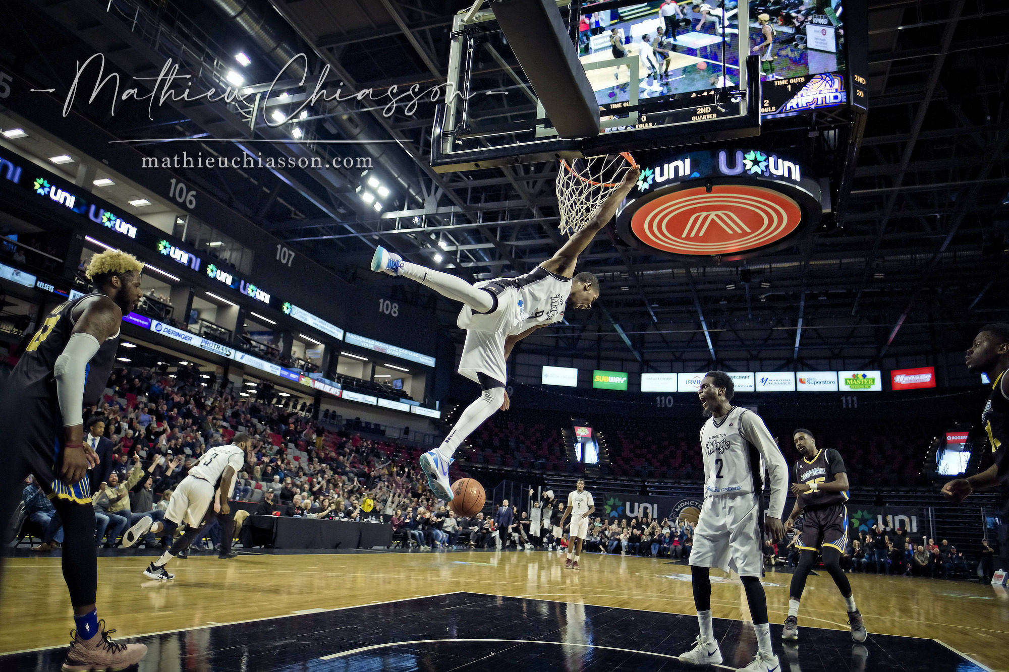 Photo by Mathieu Chiasson